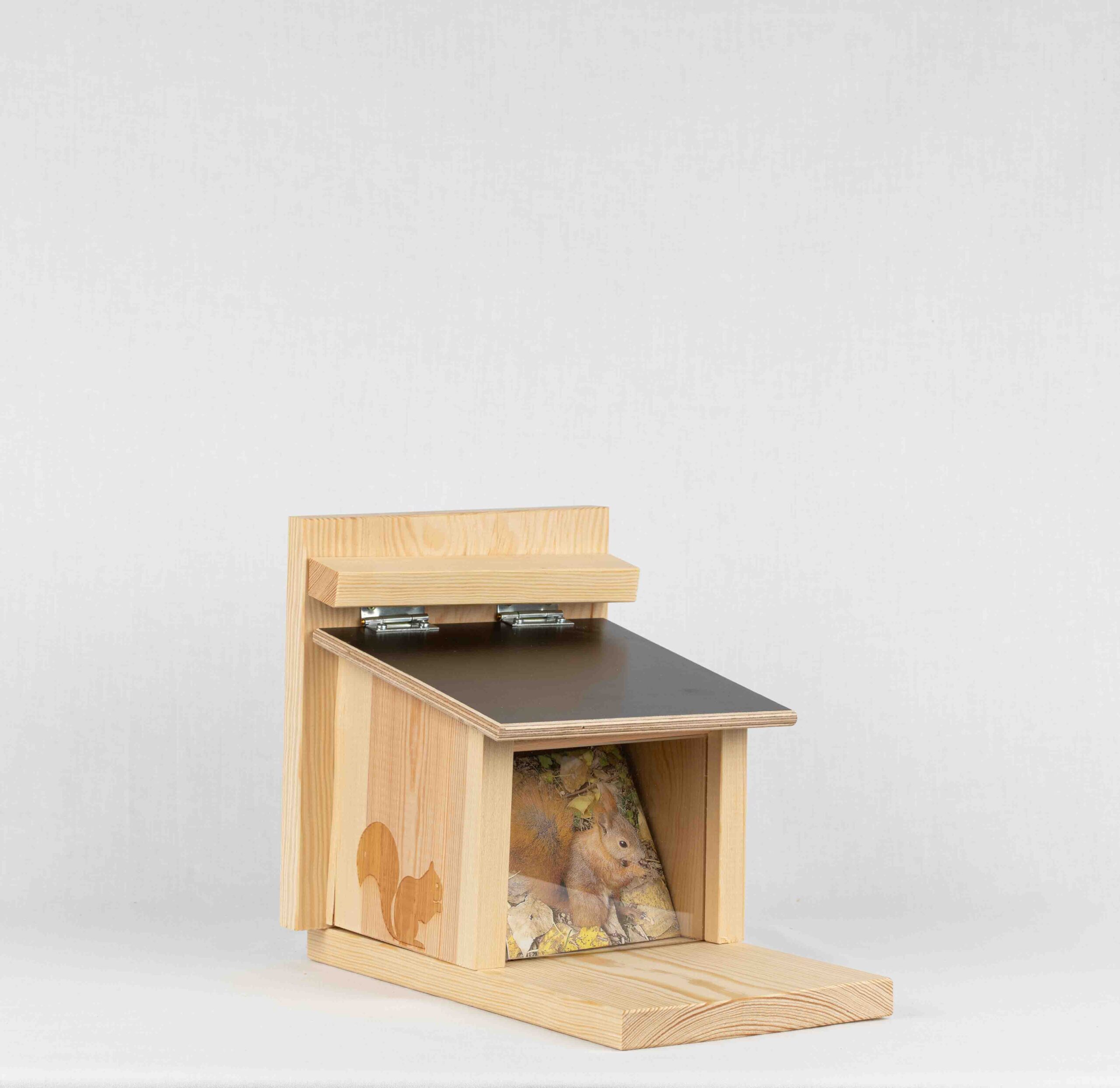 Futterstelle für Eichhörnchen – Bild 2