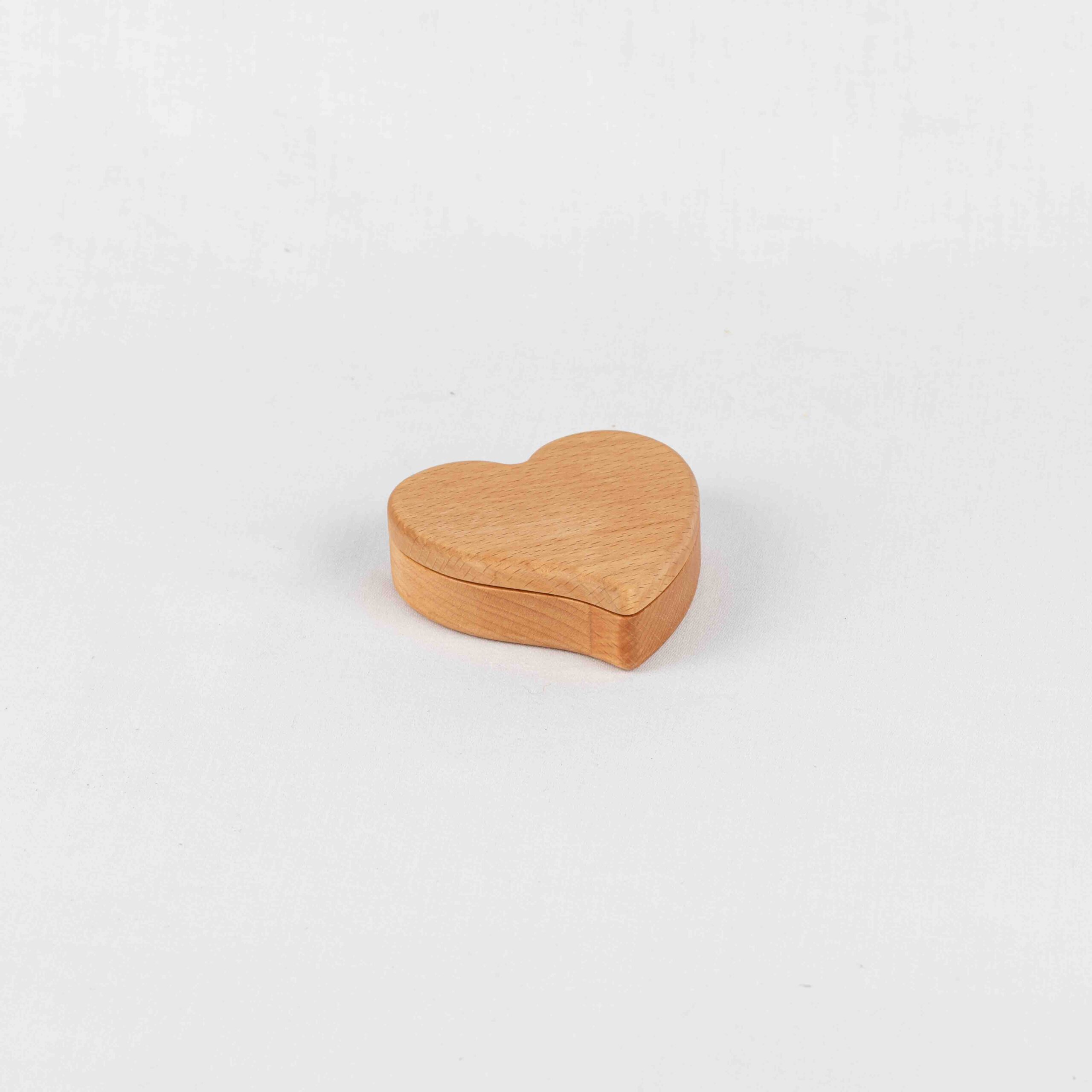 Holzdose herzförmig – Bild 2